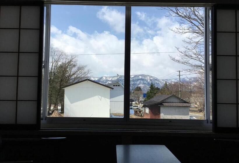 이코노미 룸, Towadako Hostel