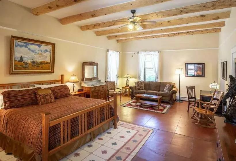 キングサイズベッドのデラックスルーム, Casa Del Gavilan Historic Inn