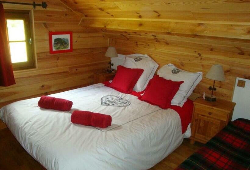 غرفة عائلية, Chambres D'hôtes Le Génépi