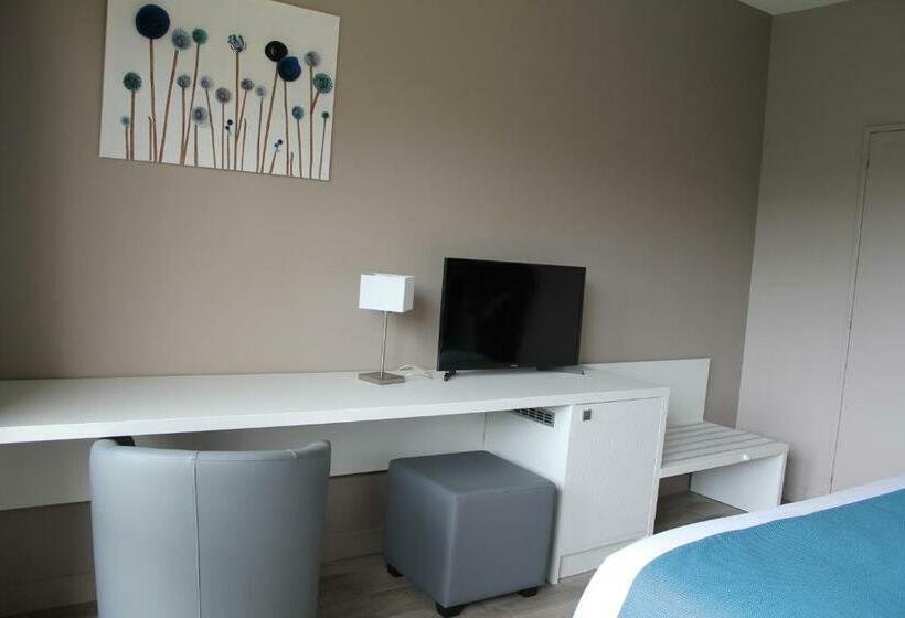 اتاق استاندارد با بالکن, Le Quincangrogne