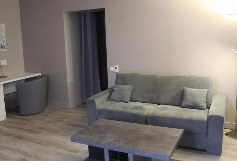 Standard-studio, Le Quincangrogne