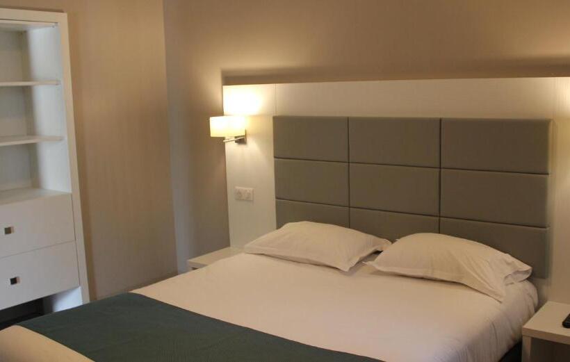 استودیوی استاندارد, Le Quincangrogne