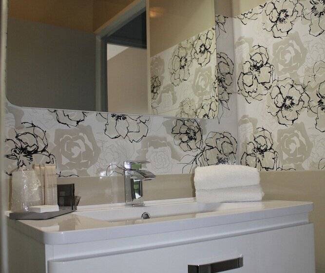 سوییت خانوادگی, Le Quincangrogne