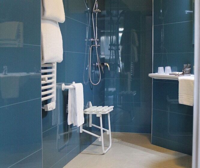 اتاق استاندارد برای معلولان, Le Quincangrogne