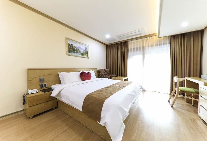 デラックスルーム, Nohyung