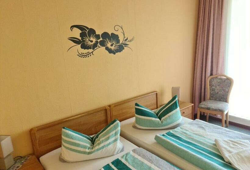 Номер Стандарт, Restaurant Am Worns Berg