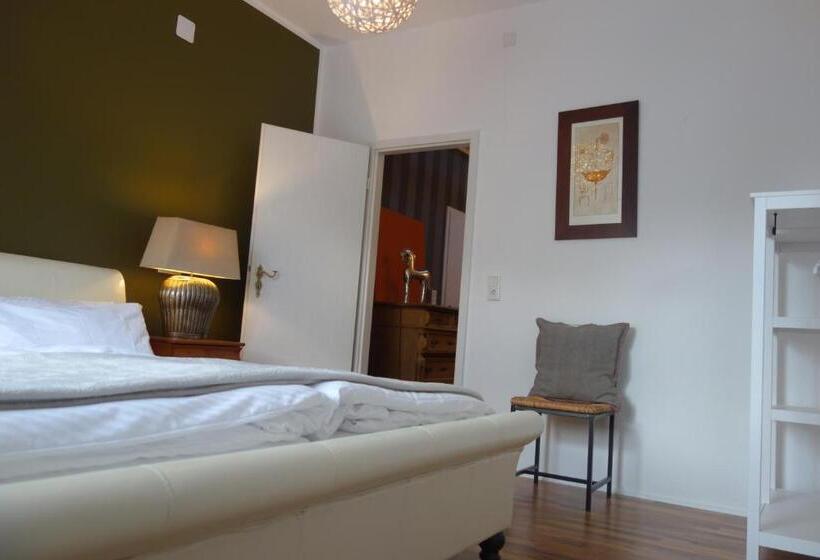 带花园景观的标准工作室, & Restaurant Venner Moor