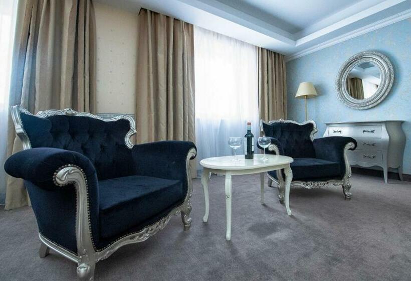 آپارتمان سوپریور 1 خوابه, Roman By Dumbrava Business Resort