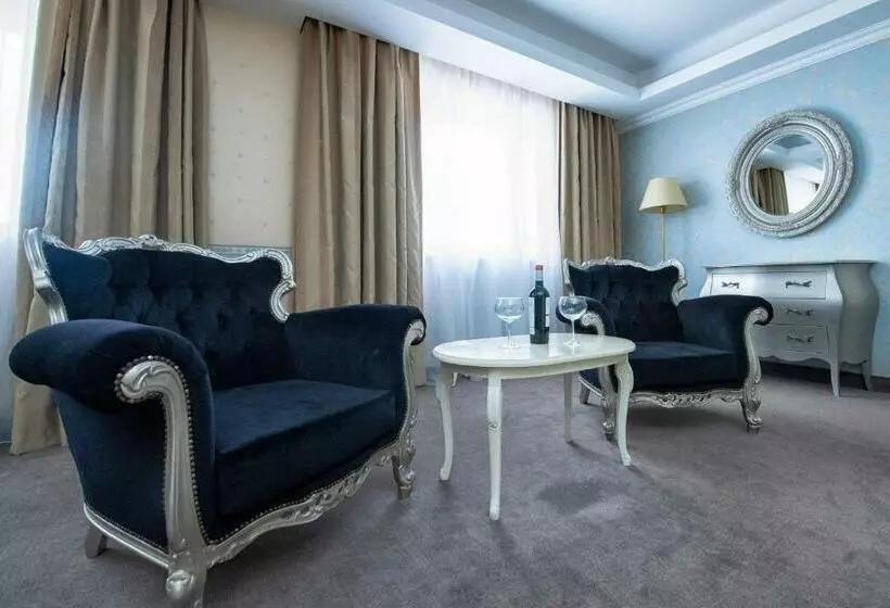 １ベッドルームのスーペリアアパートメント, Roman By Dumbrava Business Resort