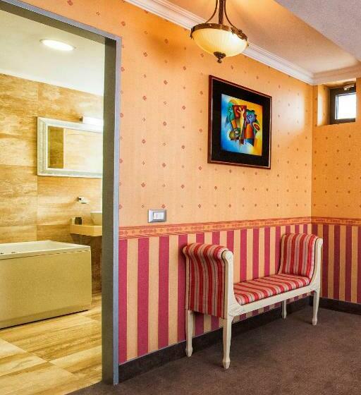 آپارتمان سوپریور 1 خوابه, Roman By Dumbrava Business Resort