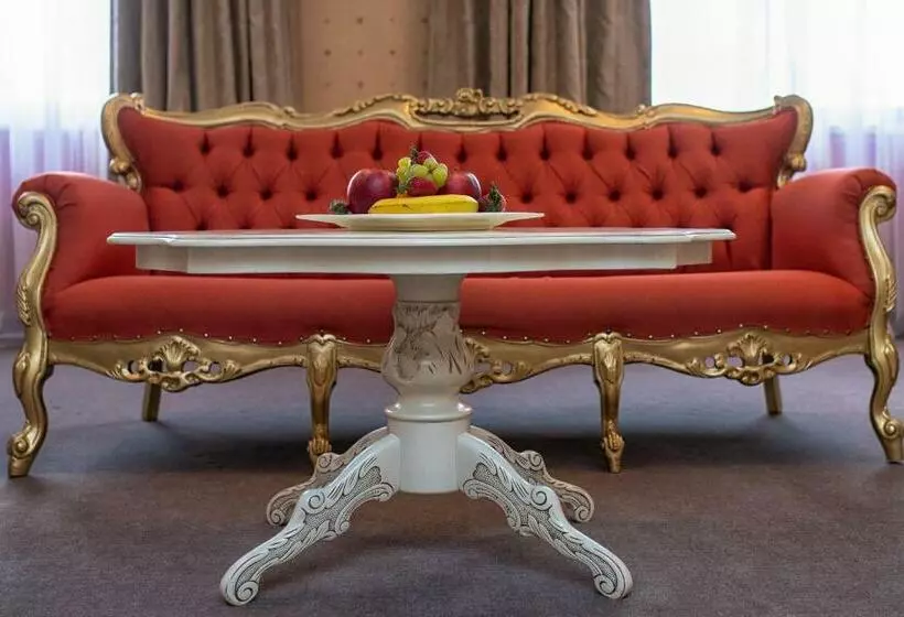 １ベッドルームのスーペリアアパートメント, Roman By Dumbrava Business Resort