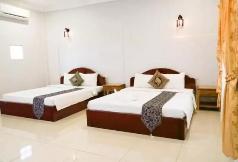 اتاق راحتی سه تخته, Serkirin Mary Angkor Villa