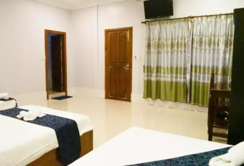 اتاق راحتی سه تخته, Serkirin Mary Angkor Villa