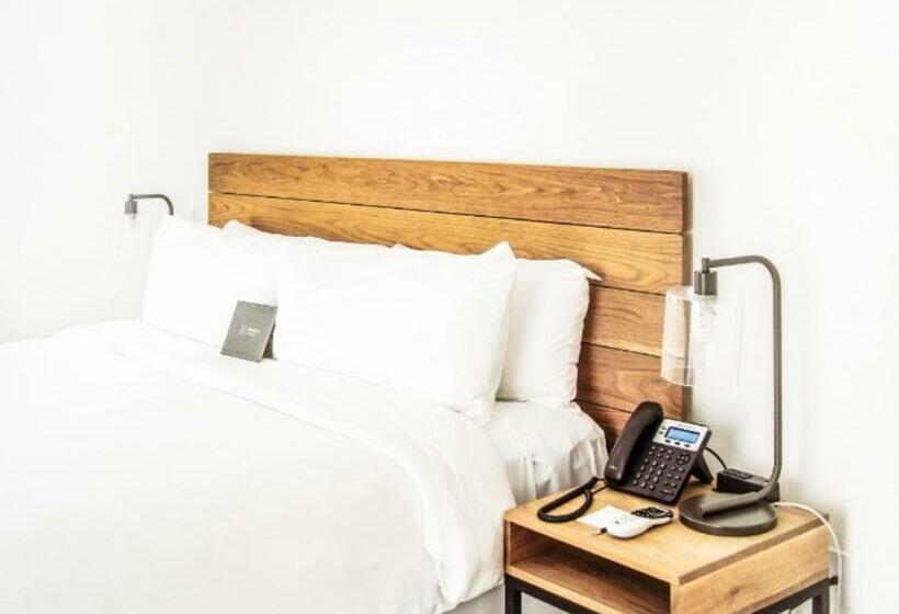 חדר סטנדרט, The Meridian Hotel Miami Beach