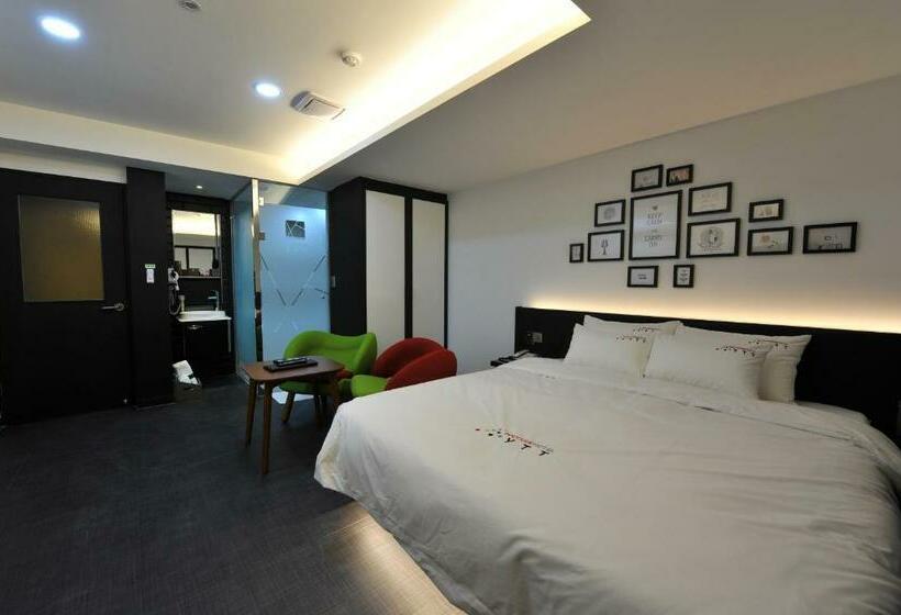 豪华房间, Ytt Hotel Nampo Dong Busan
