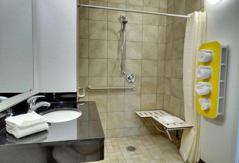 장애인을 위한 스탠다드 룸, Motel 6 Poplar Bluff, Mo