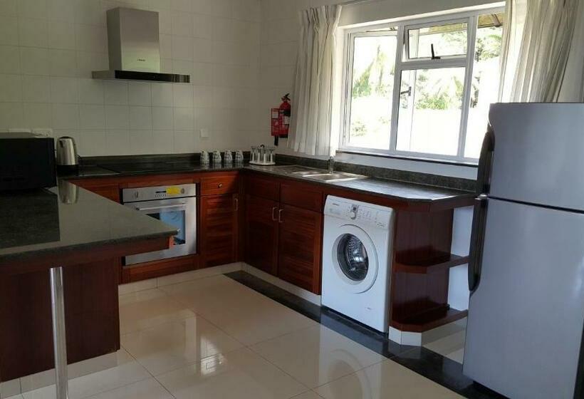 آپارتمان 2 خوابه با چشمانداز دریا, Bambous River Lodge