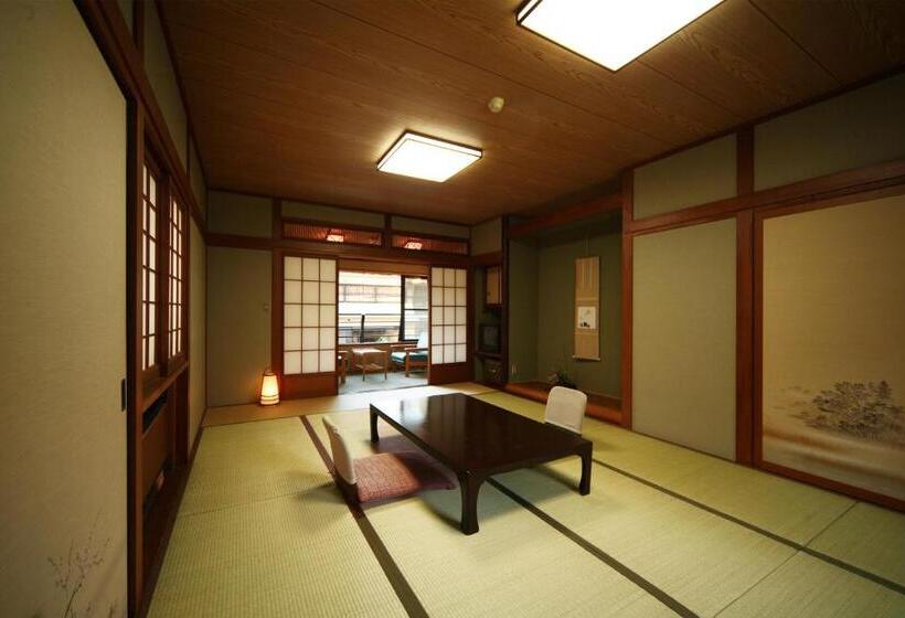 Трехместный Номер Стандарт Совместная Ванная, Nansuikaku