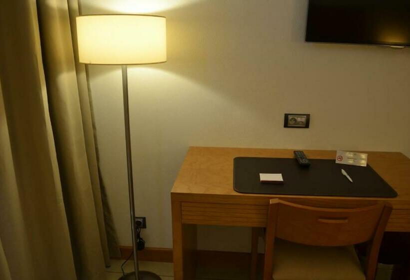 اتاق لوکس, Star Land Hotel Bonapriso