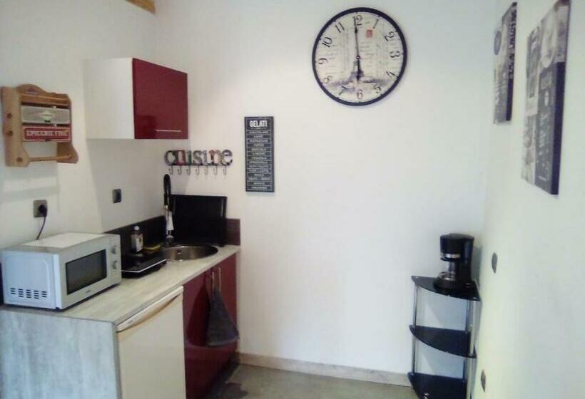 סטודיו סטנדרטי נוף לגינה, Dolce Casa