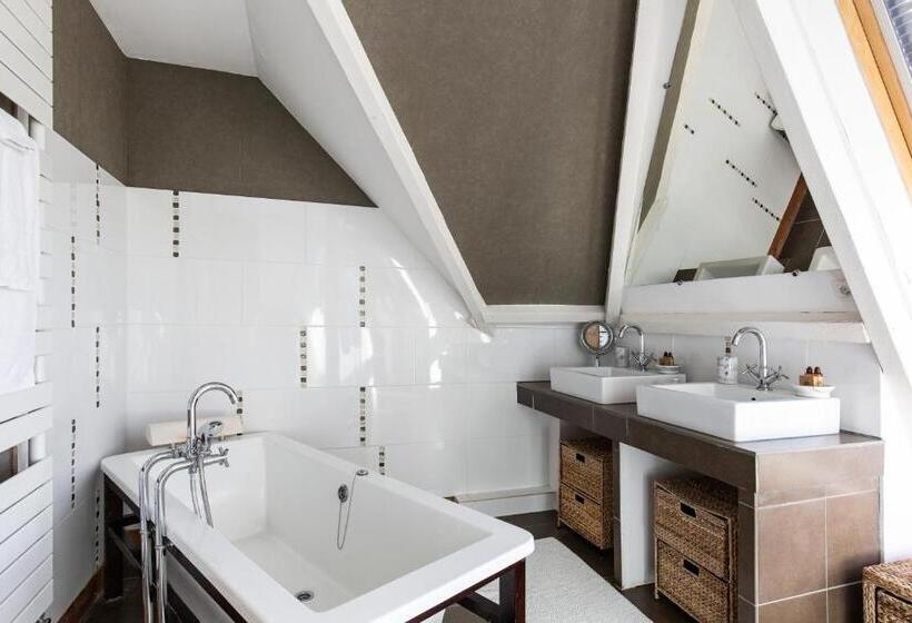 디럭스 스위트 바다 전망, Domaine Du Grand Bec