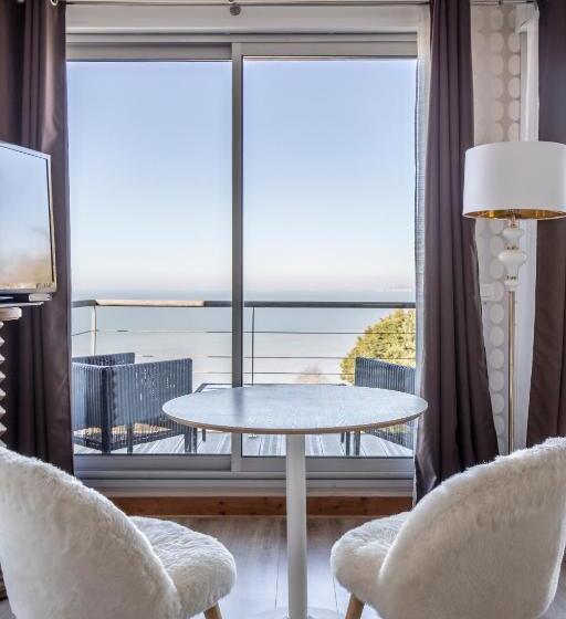 디럭스 스위트 바다 전망, Domaine Du Grand Bec