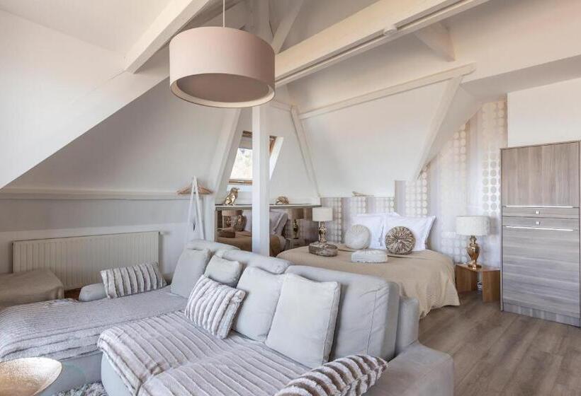 디럭스 스위트 바다 전망, Domaine Du Grand Bec