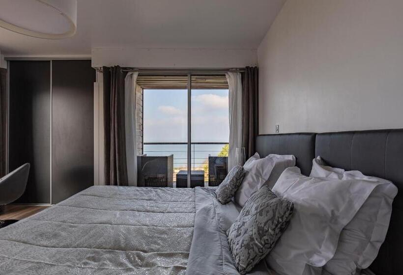 스탠다드 발코니 룸 바다 전망, Domaine Du Grand Bec