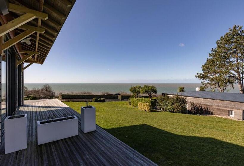 디럭스 스위트, Domaine Du Grand Bec