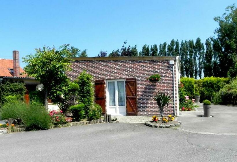 Номер Стандарт, Les Charmilles