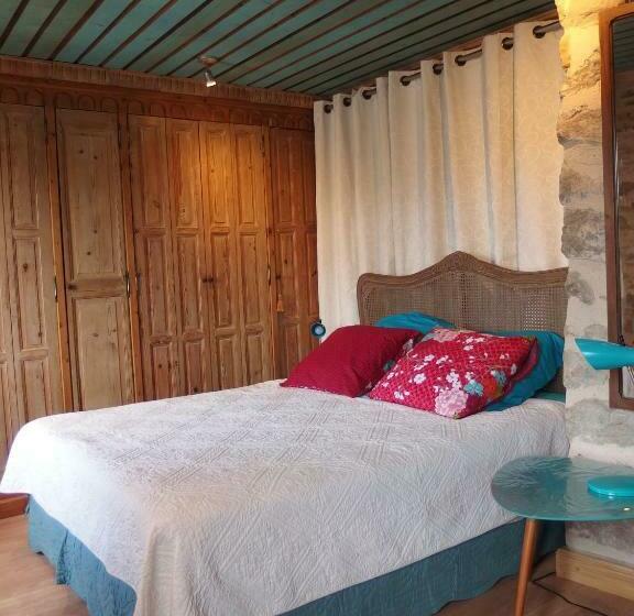 غرفة قياسية, Riverside Home Cottage