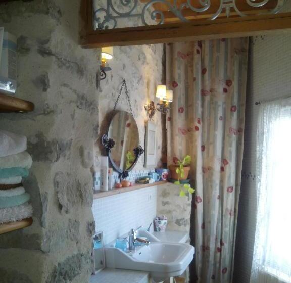 Номер Стандарт, Riverside Home Cottage