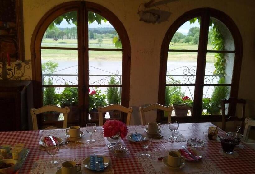 غرفة قياسية, Riverside Home Cottage