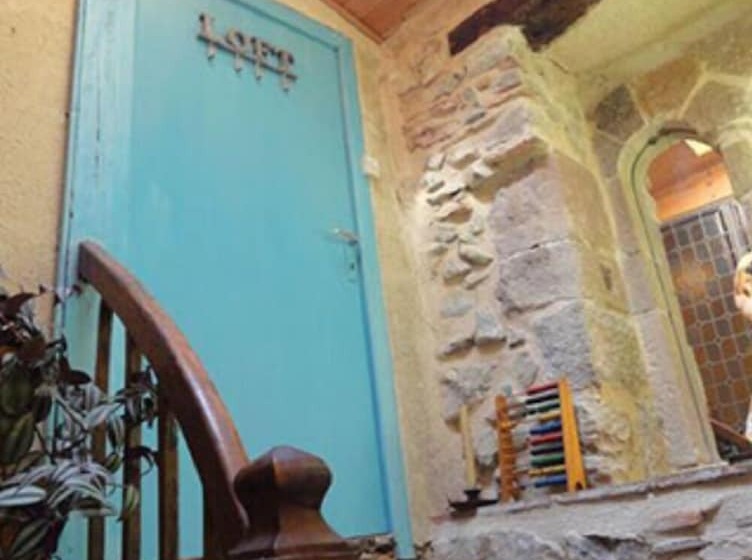 غرفة قياسية, Riverside Home Cottage