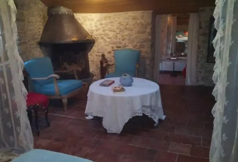 スタンダードルーム, Riverside Home Cottage