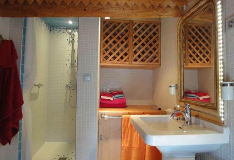 غرفة قياسية, Riverside Home Cottage