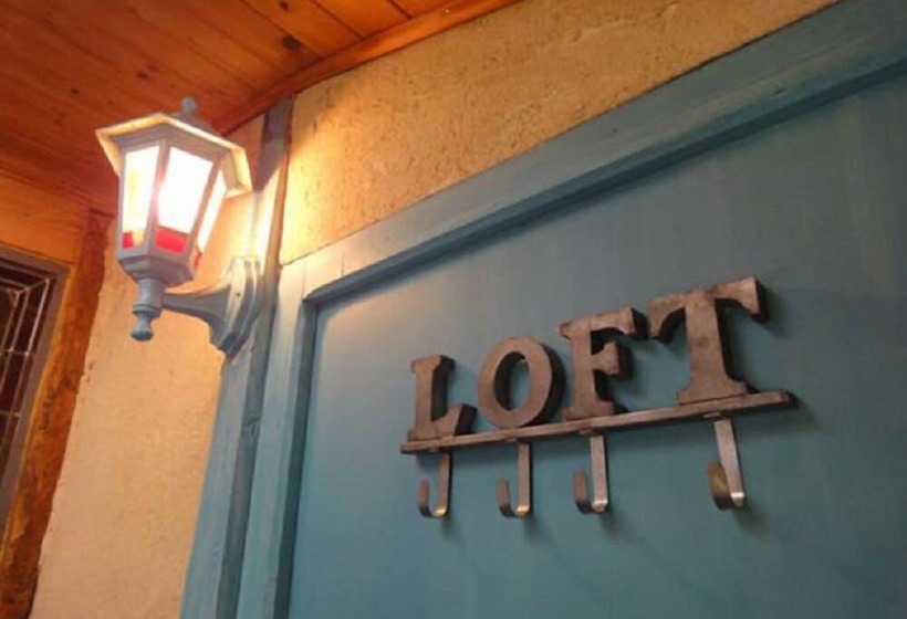 غرفة قياسية, Riverside Home Cottage