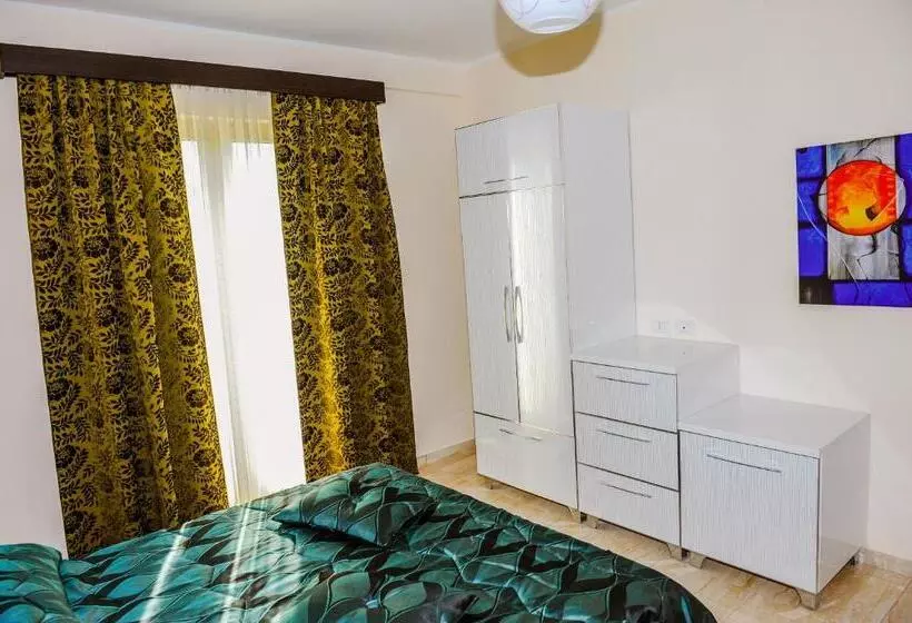 Quarto Familiar, 045