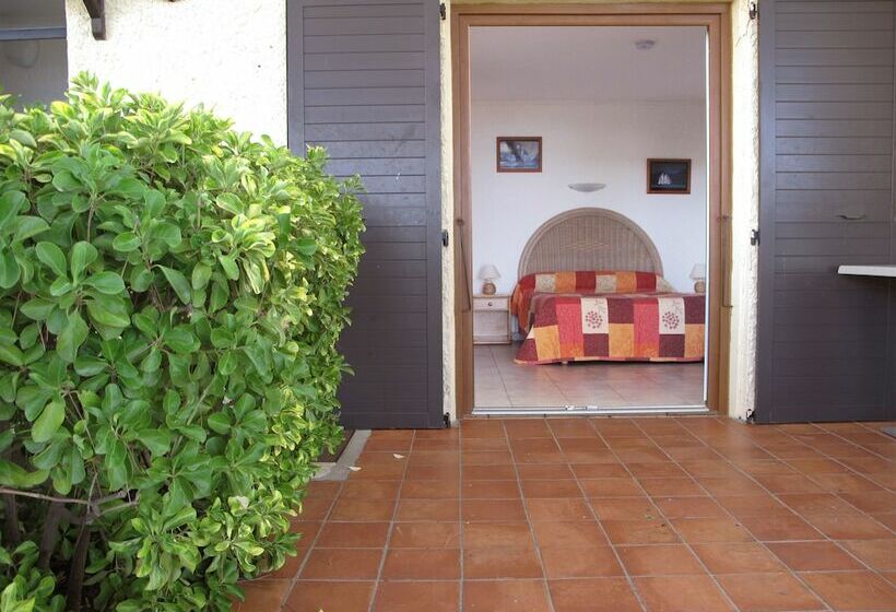 Номер Стандарт Вид на Море, Domaine De Saint Pierre