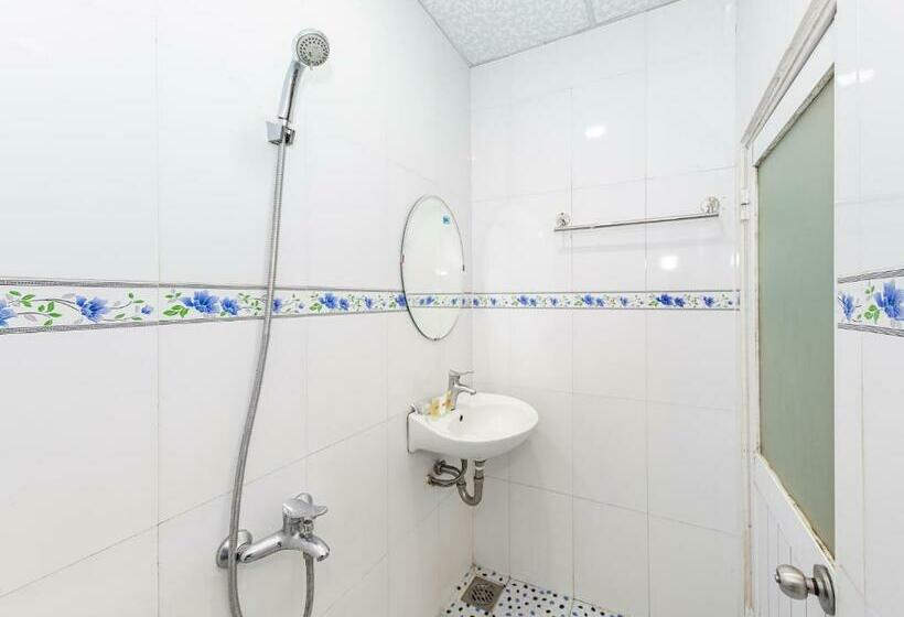 Habitación Estándar, Hoa Giay