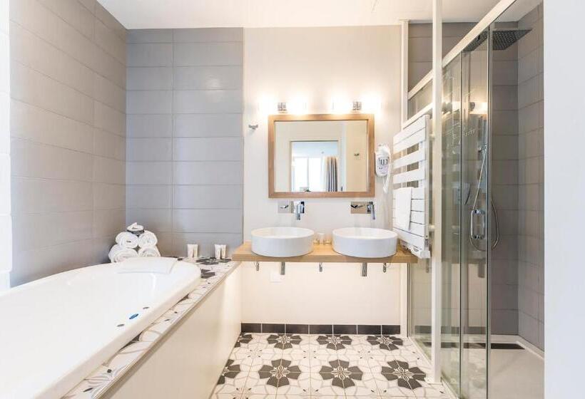 Люкс с Террасой, Hôtel De La Mer & Spa