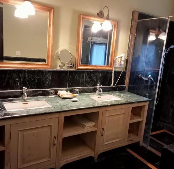 발코니 디럭스 룸, Juna Mahal Jungle Resort Ranthambore