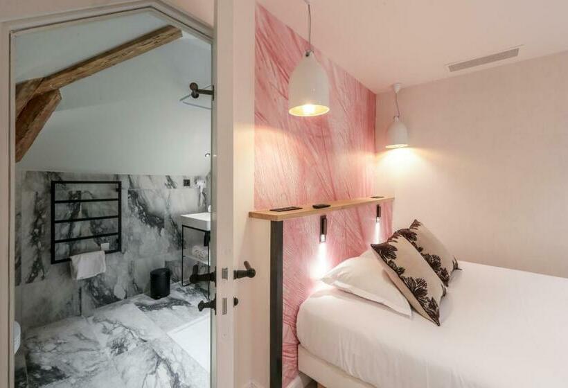 חדר קלאסי, Le Bel Abri