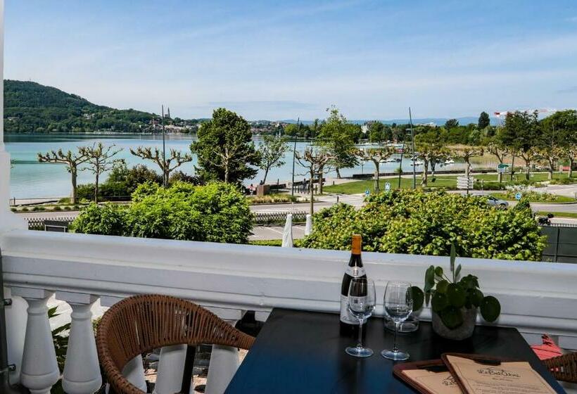 Superior room with lake view, Le Bel Abri