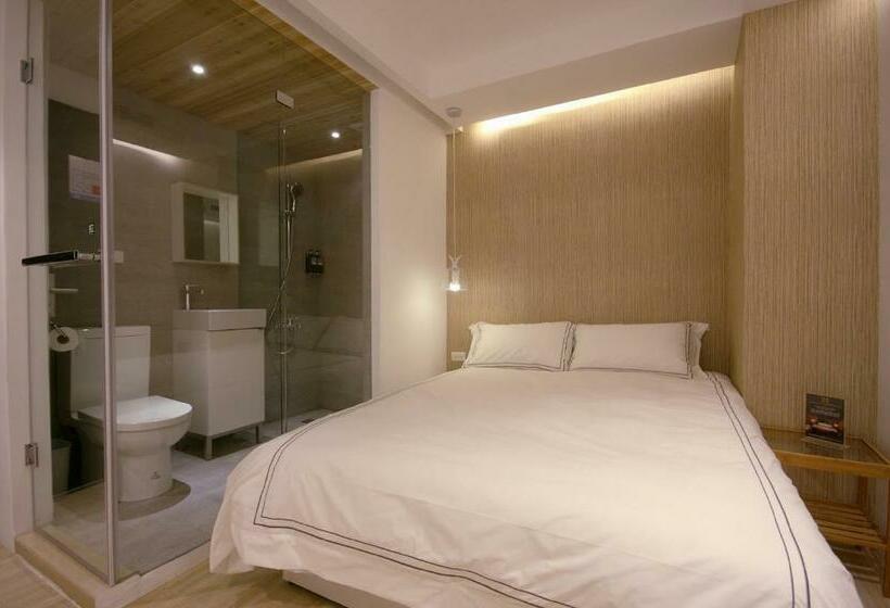 اتاق اکونومی, Mini West