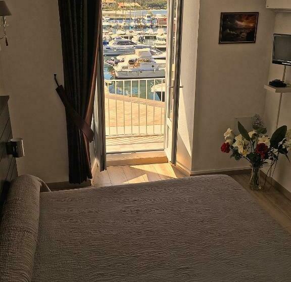 スタンダードルーム, Restaurant L'europe