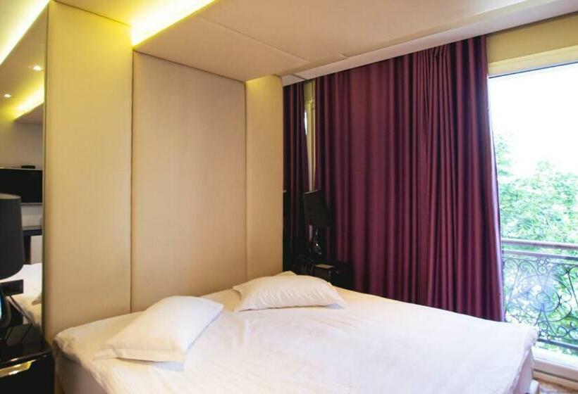 חדר סטנדרט, Senator