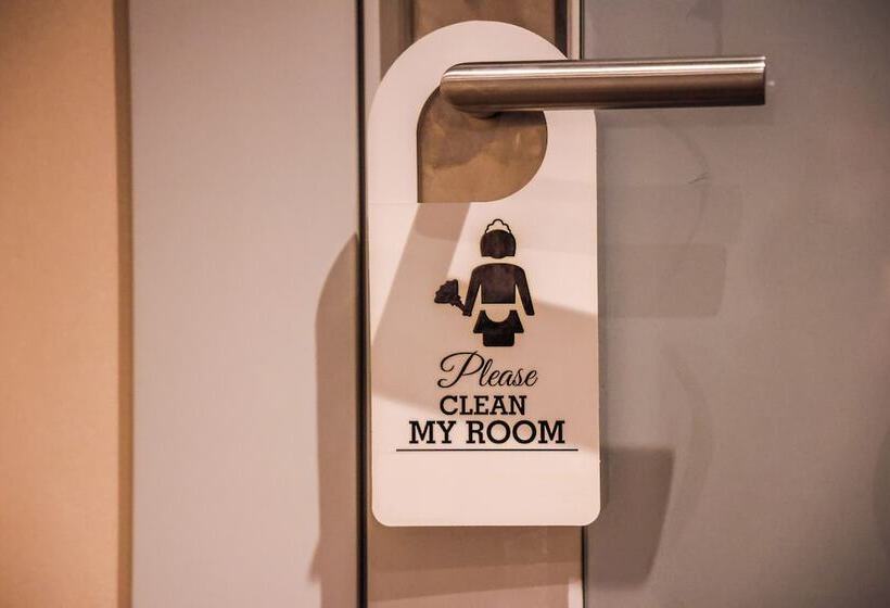 חדר סופריור, Senator