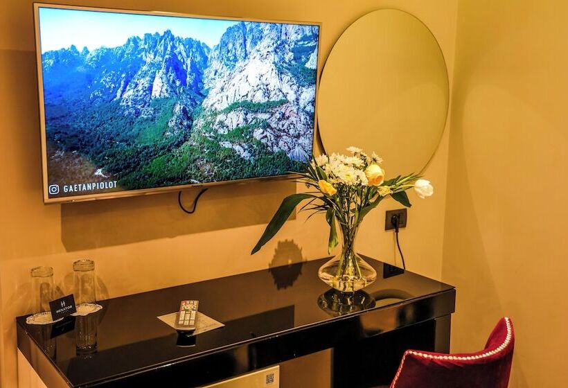 חדר סופריור עם מרפסת, Senator