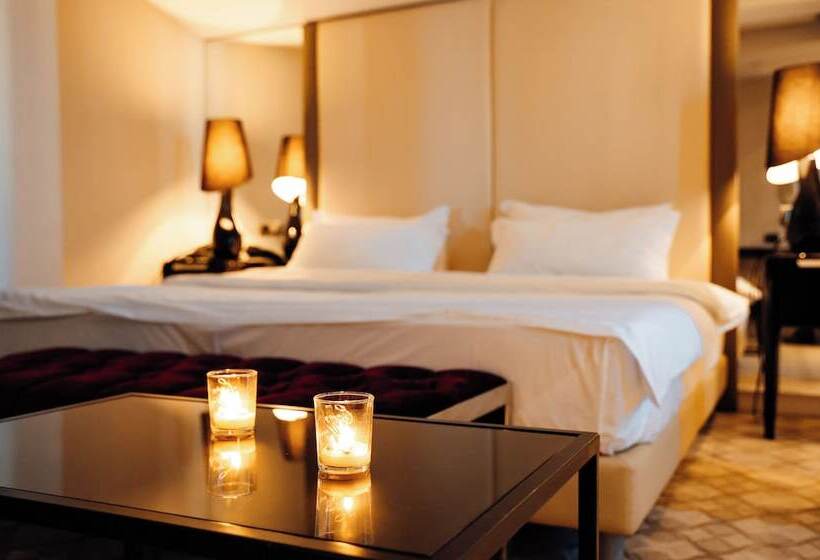 חדר סופריור עם מרפסת, Senator